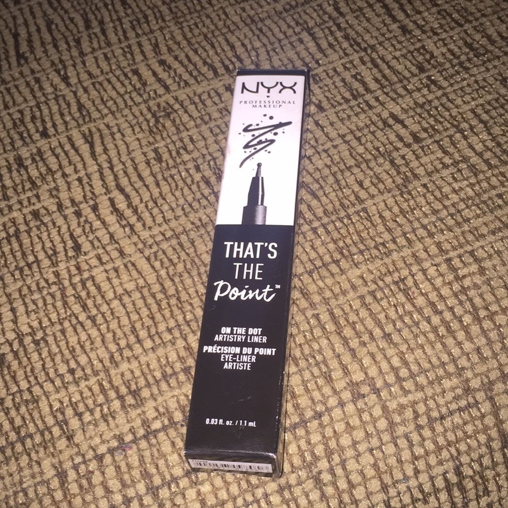 Nyx liquid eyeliner pen